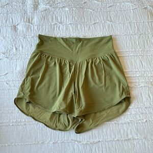 Lululemon short
